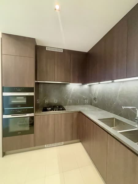 Klimt Cairnhill, 71 Cairnhill Road, 4 Bedrooms, 2,056 sqft, Condominium For Rent, by Shu Ying, 500060935 - Kitchen - PropertyGuru.com.sg