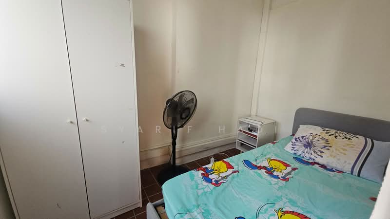 Pasir Ris Terrace Terraced House For Sale at S$ 2,450,000 | PropertyGuru Singapore - Bedroom