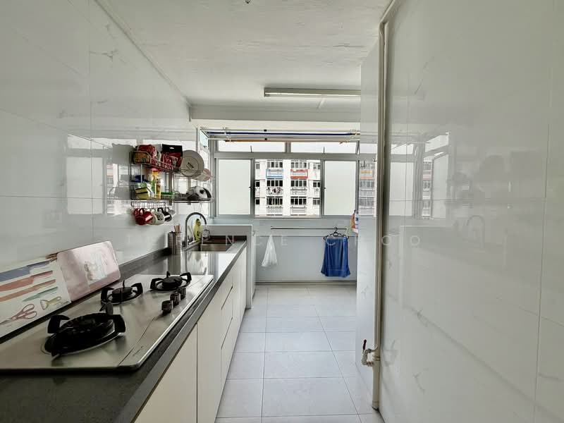72 Circuit Road, 72 Circuit Road, Room Rental, 200 sqft, HDB Flat For Rent, by Terence Choo, 500060945 - Kitchen - PropertyGuru.com.sg