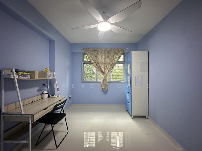 461D Bukit Batok West Avenue 8 HDB Flat For Sale at S$ 720,000 | PropertyGuru Singapore - Bedroom