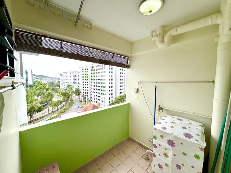 515 Woodlands Drive 14 HDB Flat For Sale at S$ 749,888 | PropertyGuru Singapore - Service Yard