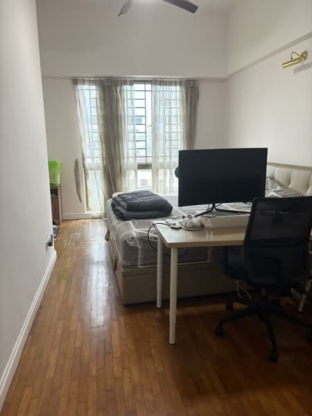 For Rent - Kentish Lodge