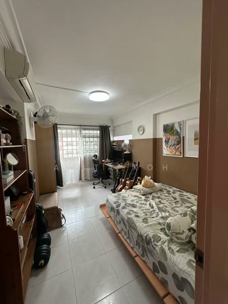 515 Pasir Ris Street 52 HDB Flat For Sale at S$ 828,000 | PropertyGuru Singapore - Common Room 1