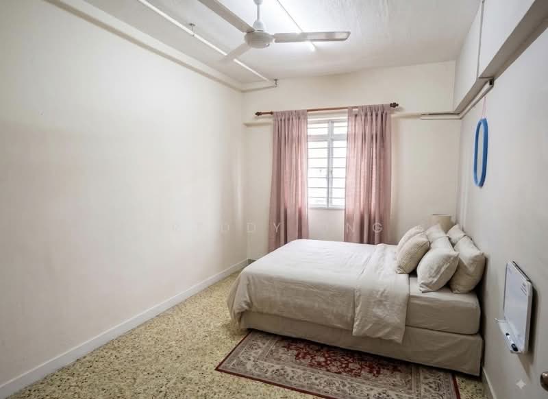 24 Marsiling Drive, 24 Marsiling Drive, 2 Bedrooms, 721 sqft, HDB Flat For Sale, by Freddy Ong, 500060999 - Bedroom - PropertyGuru.com.sg
