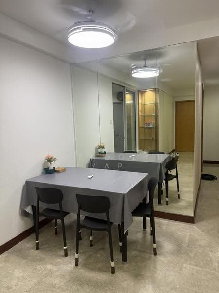 The Linear, 880 Upper Bukit Timah Road, Dairy Farm / Bukit Panjang / Choa Chu Kang, Room Rental, 120 sqft, Apartment For Rent, by Gwendolyn Yap, 500061012 - Dining Room - PropertyGuru.com.sg