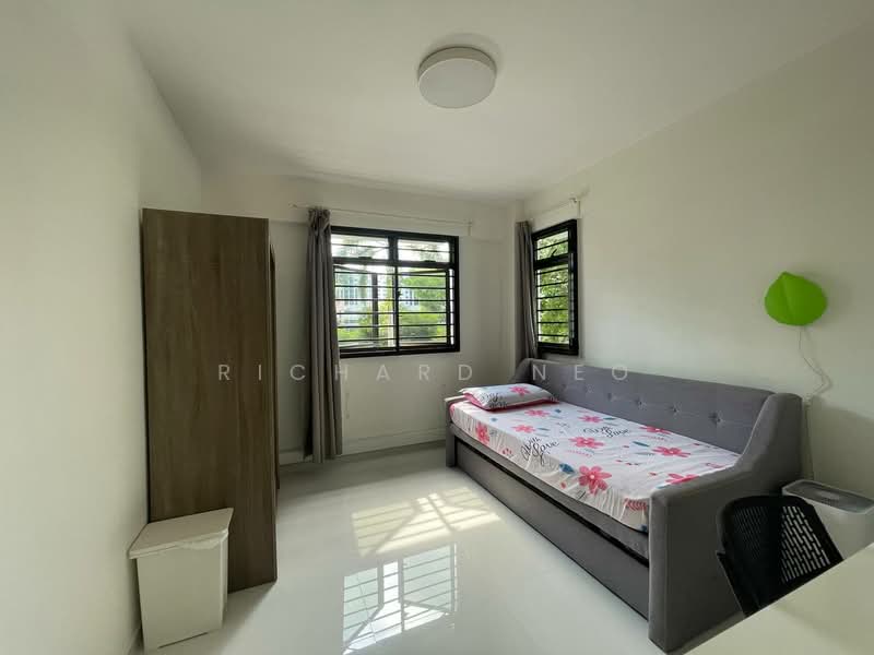 513 Woodlands Drive 14 HDB Flat For Sale at S$ 878,000 | PropertyGuru Singapore - Common Bedroom #1