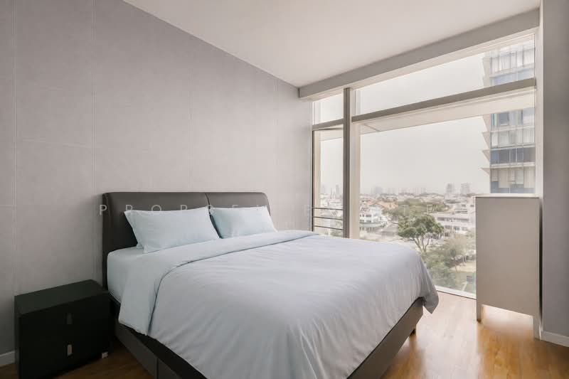 The Trumps Condominium For Sale at S$ 1,700,000 | PropertyGuru Singapore - Bedroom