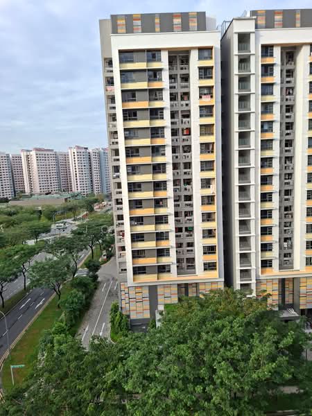 467C Bukit Batok West Avenue 9 HDB Flat For Sale at S$ 415,000 | PropertyGuru Singapore - Exterior