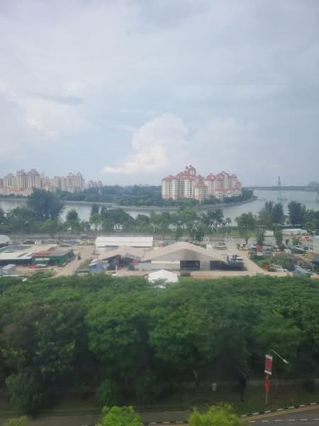 Golden Mile Tower, 6001 Beach Road, Beach Road / Bugis / Rochor, 463 sqft, Office For Sale, by Ng Yuan Song 黄源松, 500061058 - Exterior - CommercialGuru.com.sg