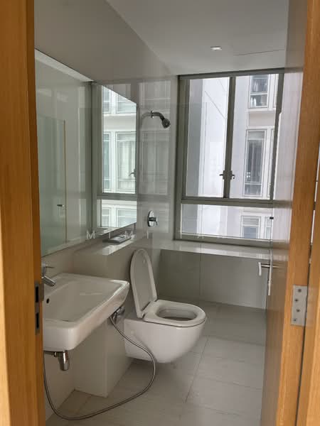 The Cosmopolitan, 200 Kim Seng Road, 2 Bedrooms, 1,141 sqft, Condominium For Rent, by Mimi Tan, 500061064 - Bathroom - PropertyGuru.com.sg