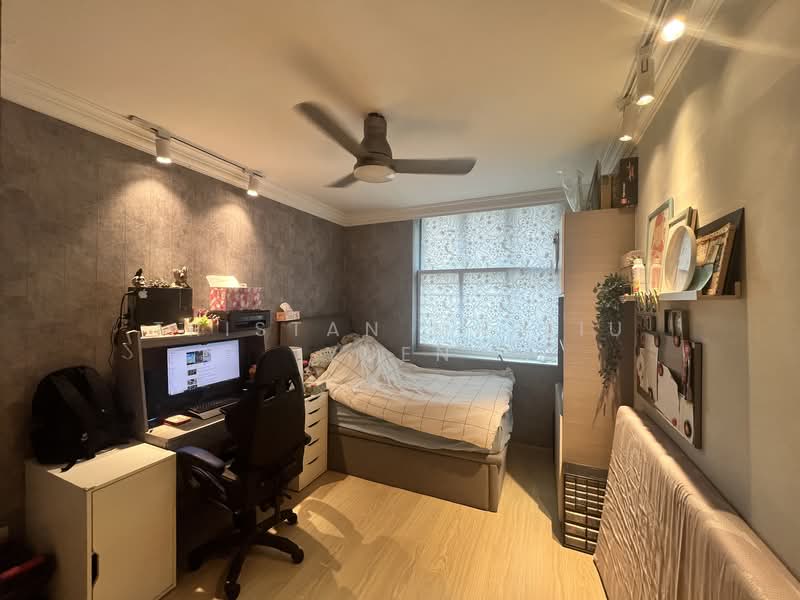 689F Woodlands Drive 75 HDB Flat For Sale at S$ 620,000 | PropertyGuru Singapore - Bedroom