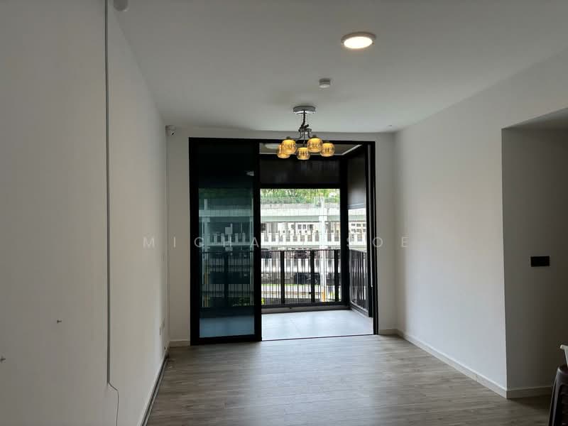 Le Quest Condominium For Sale at S$ 1,777,000 | PropertyGuru Singapore - Balcony