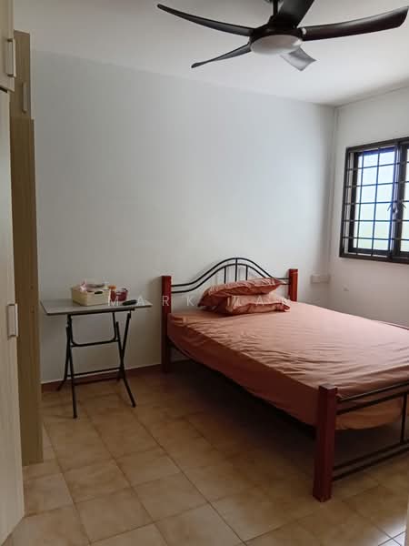 126 Pending Road, 126 Pending Road, Room Rental, 150 sqft, HDB Flat For Rent, by Mark Tan, 500061101 - Bedroom - PropertyGuru.com.sg