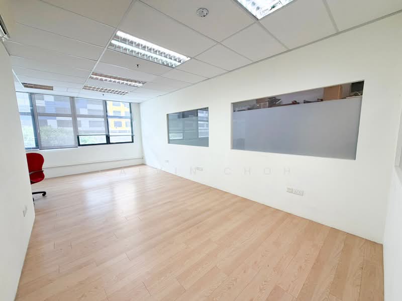 TRADEHUB 21