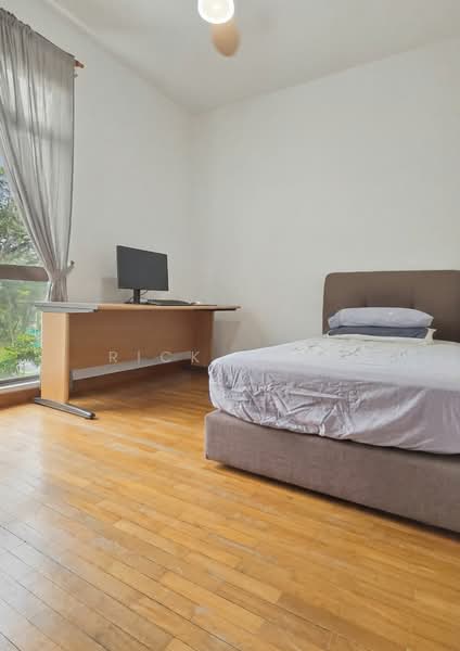 Seletaris Condominium For Sale at S$ 1,900,000 | PropertyGuru Singapore - Bedroom