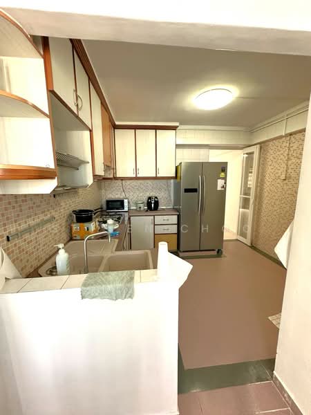 719 Tampines Street 72, 719 Tampines Street 72, 3 Bedrooms, 3,600 sqft, HDB Flat For Rent, by Steven Choo, 500061119 - Kitchen - PropertyGuru.com.sg