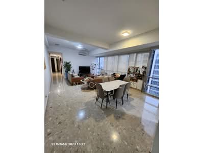 For Rent - UE Square