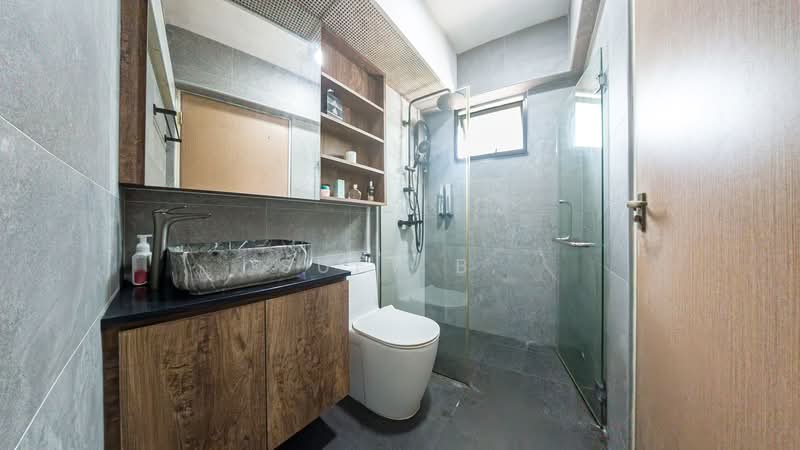 271D Punggol Walk HDB Flat For Sale at S$ 715,000 | PropertyGuru Singapore - Master Bathroom