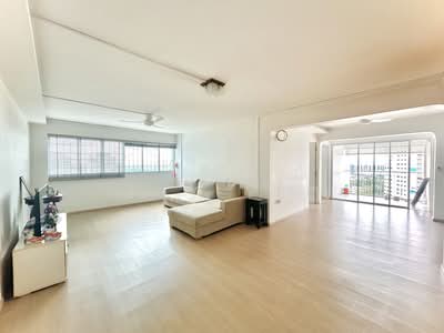 For Rent - 220 Jurong East Street 21