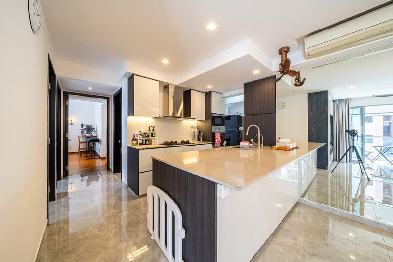 A Treasure Trove Condominium For Sale at S$ 1,950,000 | PropertyGuru Singapore - Kitchen