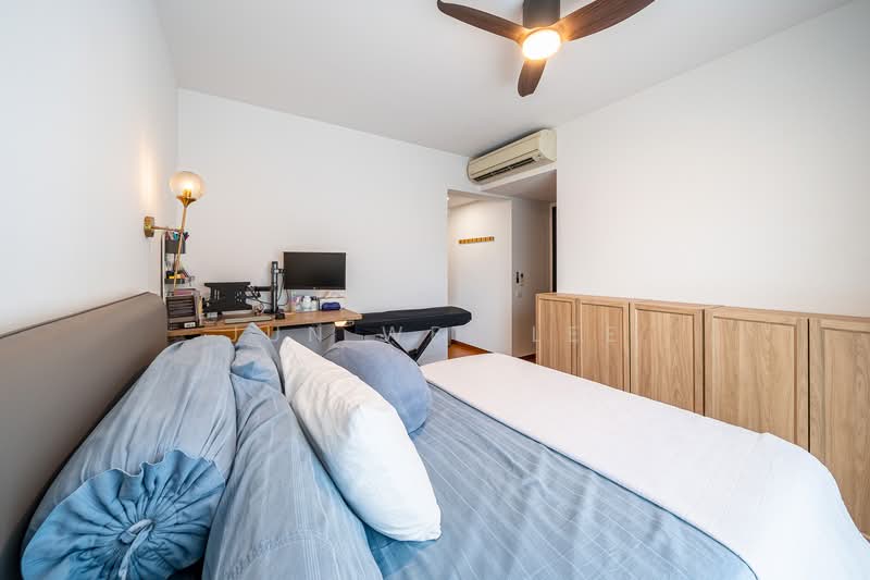 A Treasure Trove Condominium For Sale at S$ 1,950,000 | PropertyGuru Singapore - Bedroom