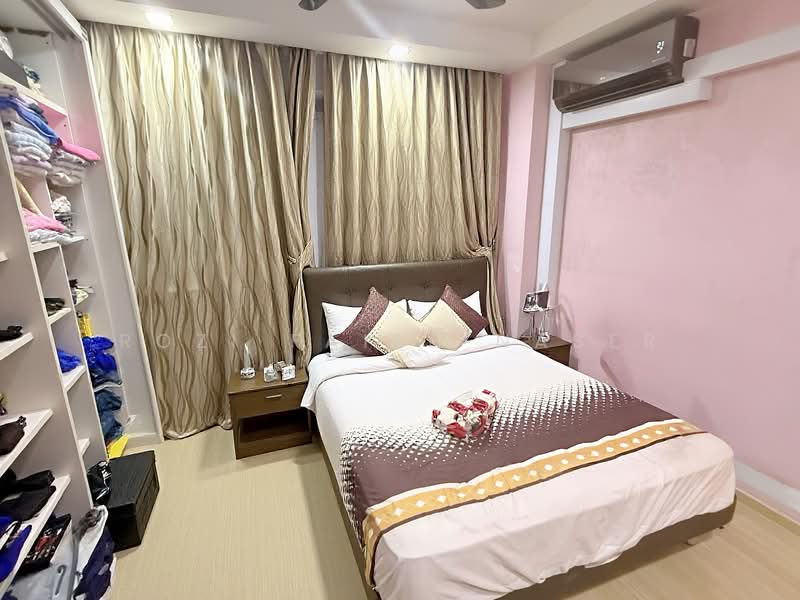 615 Woodlands Avenue 4 HDB Flat For Sale at S$ 780,000 | PropertyGuru Singapore - Bedroom