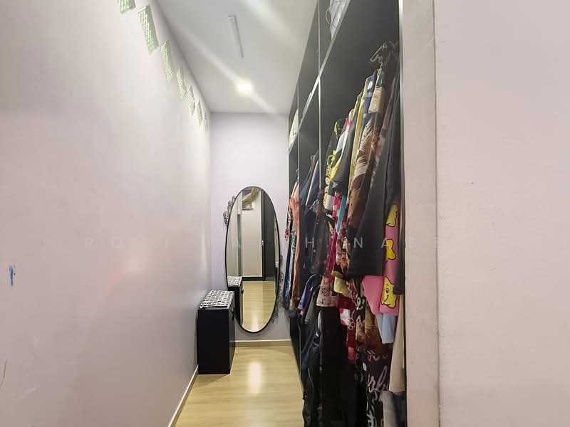 615 Woodlands Avenue 4 HDB Flat For Sale at S$ 780,000 | PropertyGuru Singapore - Interior