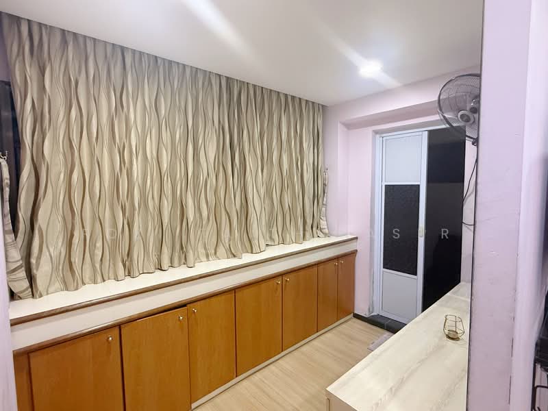 615 Woodlands Avenue 4 HDB Flat For Sale at S$ 780,000 | PropertyGuru Singapore - Interior