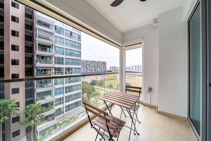 A Treasure Trove Condominium For Sale at S$ 1,950,000 | PropertyGuru Singapore - Balcony