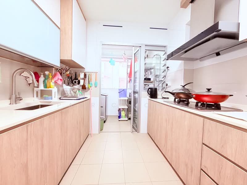 79 Dawson Road HDB Flat For Sale at S$ 1,220,000 | PropertyGuru Singapore - Kitchen