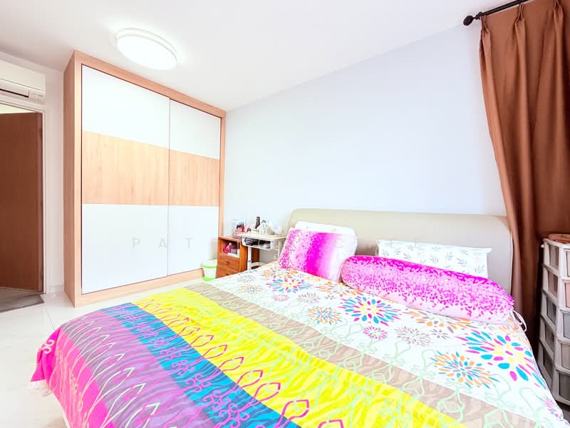 79 Dawson Road HDB Flat For Sale at S$ 1,220,000 | PropertyGuru Singapore - Bedroom