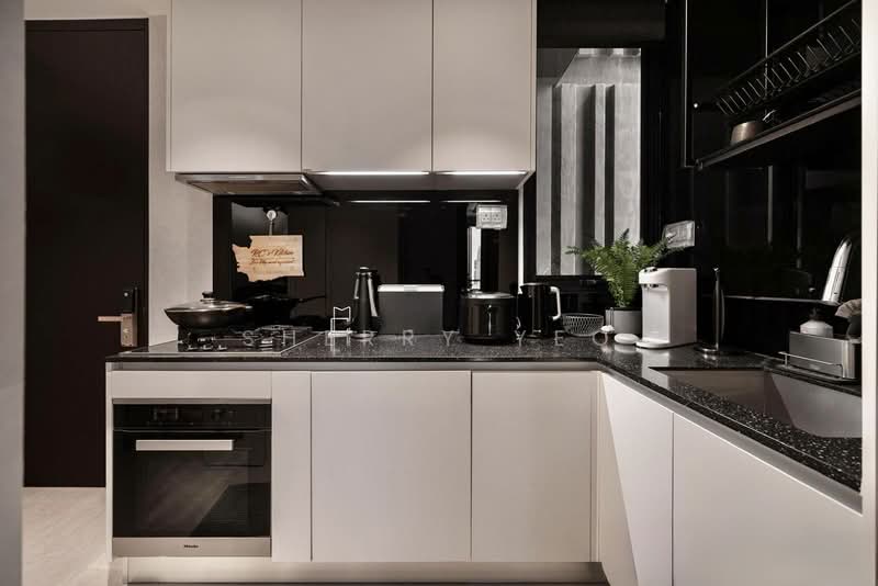Martin Modern Apartment For Sale at S$ 4,330,000 | PropertyGuru Singapore - Kitchen