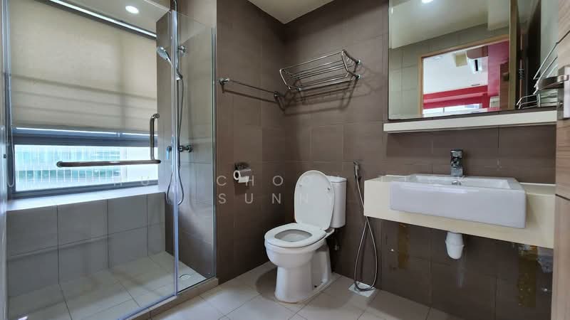 8 Boon Keng Road, 8 Boon Keng Road, 3 Bedrooms, 1,259 sqft, HDB Flat For Rent, by Phua Choon Teck Sunny, 500061173 - Bathroom - PropertyGuru.com.sg