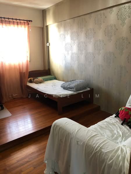 867 Yishun Street 81 HDB Flat For Sale at S$ 620,000 | PropertyGuru Singapore - Bedroom