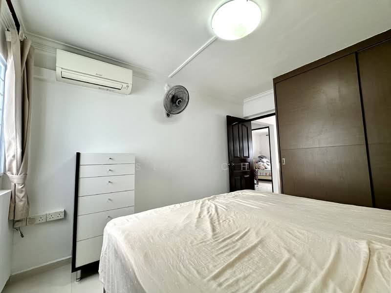361 Bukit Batok Street 31, 361 Bukit Batok Street 31, Room Rental, 200 sqft, HDB Flat For Rent, by Joseph Chai, 500061185 - Bedroom - PropertyGuru.com.sg