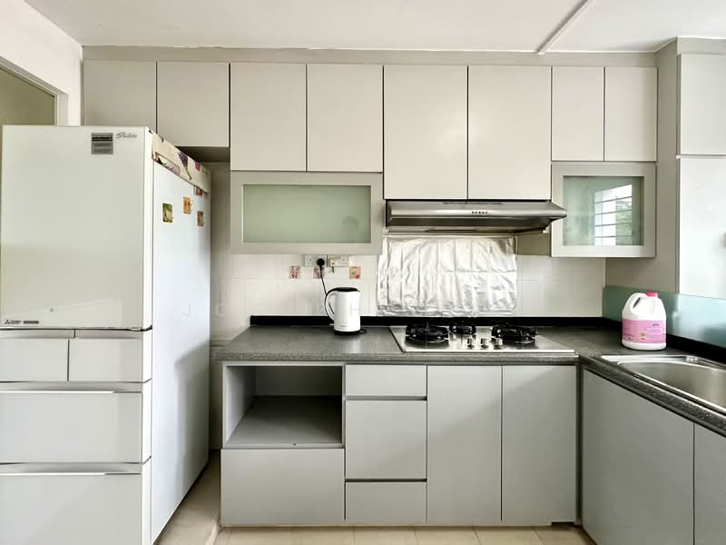 361 Bukit Batok Street 31, 361 Bukit Batok Street 31, Room Rental, 200 sqft, HDB Flat For Rent, by Joseph Chai, 500061185 - Kitchen - PropertyGuru.com.sg