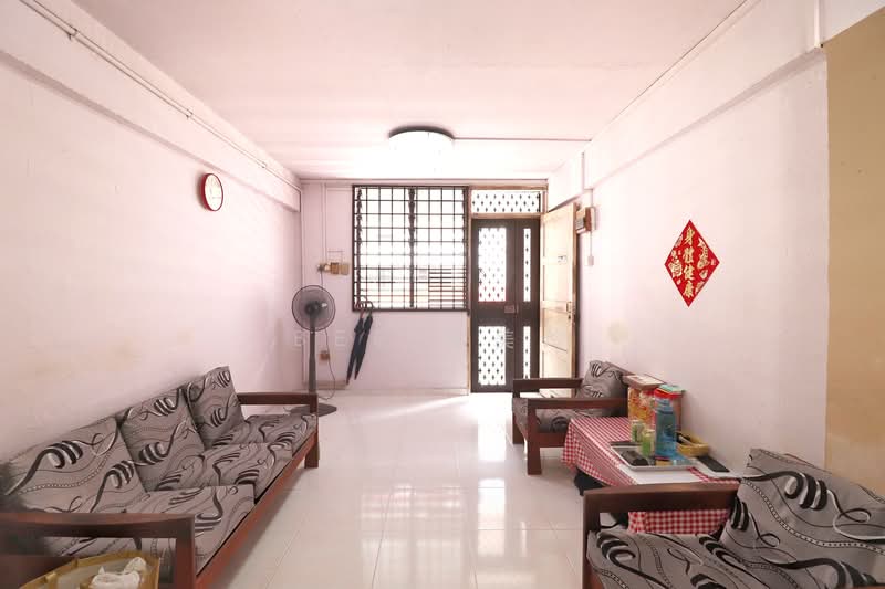 49 Circuit Road HDB Flat For Sale at S$ 338,888 | PropertyGuru Singapore - Living Room