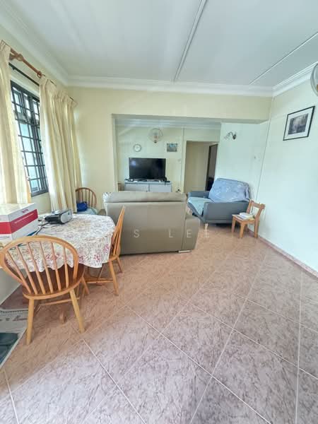 124C Rivervale Drive HDB Flat For Sale at S$ 595,000 | PropertyGuru Singapore - Living Room