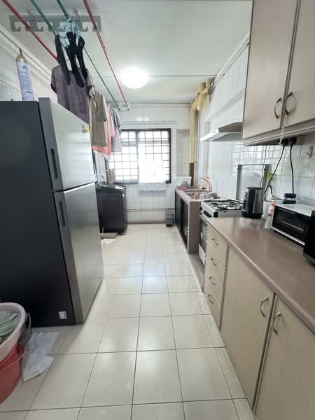 124C Rivervale Drive HDB Flat For Sale at S$ 595,000 | PropertyGuru Singapore - Kitchen