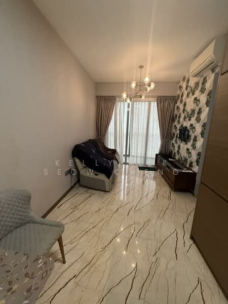 Queens Peak, 1 Dundee Road, 3 Bedrooms, 947 sqft, Condominium For Rent, by Kelly Kok Seow Cheng, 500061205 - Living Room - PropertyGuru.com.sg