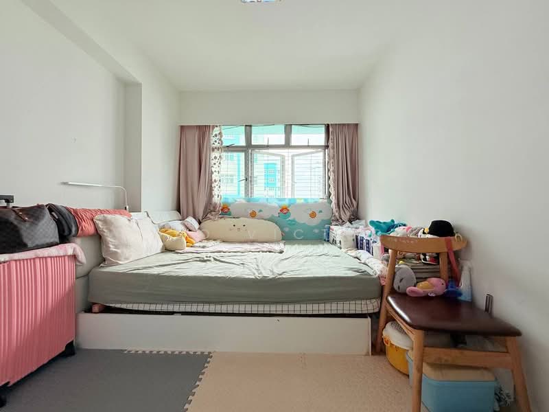 317C Yishun Avenue 9 HDB Flat For Sale at S$ 640,000 | PropertyGuru Singapore - Bedroom