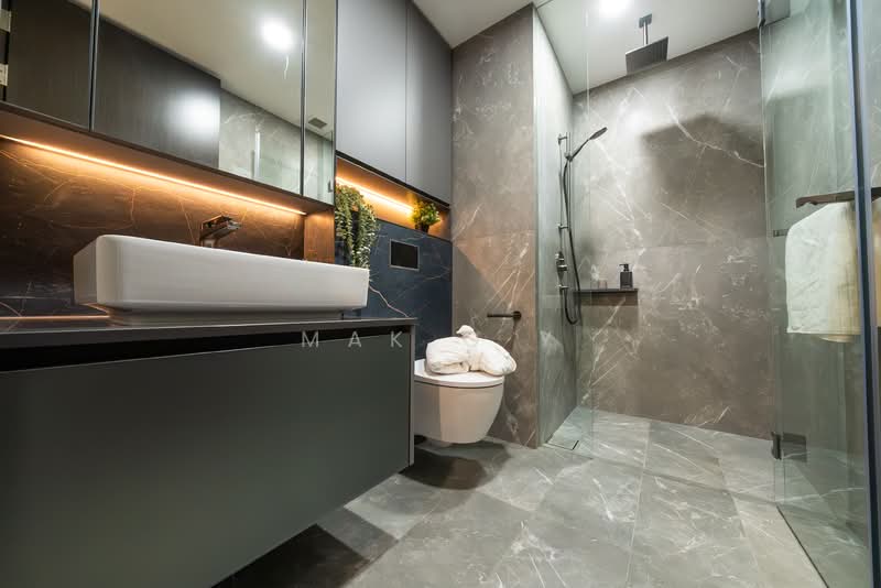 Irwell Hill Residences Condominium For Sale at S$ 1,225,000 | PropertyGuru Singapore - Bathroom