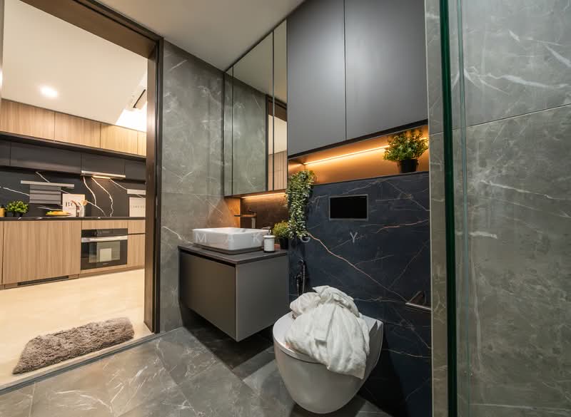 Irwell Hill Residences Condominium For Sale at S$ 1,225,000 | PropertyGuru Singapore - Kitchen