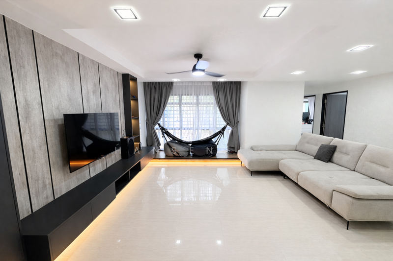 301B Anchorvale Drive HDB Flat For Sale at S$ 698,888 | PropertyGuru Singapore - Living Room