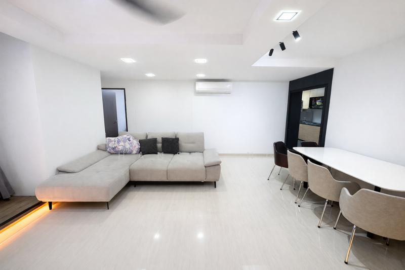 301B Anchorvale Drive HDB Flat For Sale at S$ 698,888 | PropertyGuru Singapore - Living Room