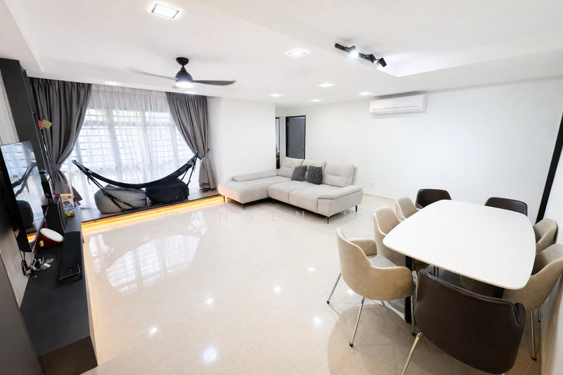 301B Anchorvale Drive HDB Flat For Sale at S$ 698,888 | PropertyGuru Singapore - Living Room