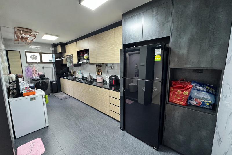 301B Anchorvale Drive HDB Flat For Sale at S$ 698,888 | PropertyGuru Singapore - Kitchen