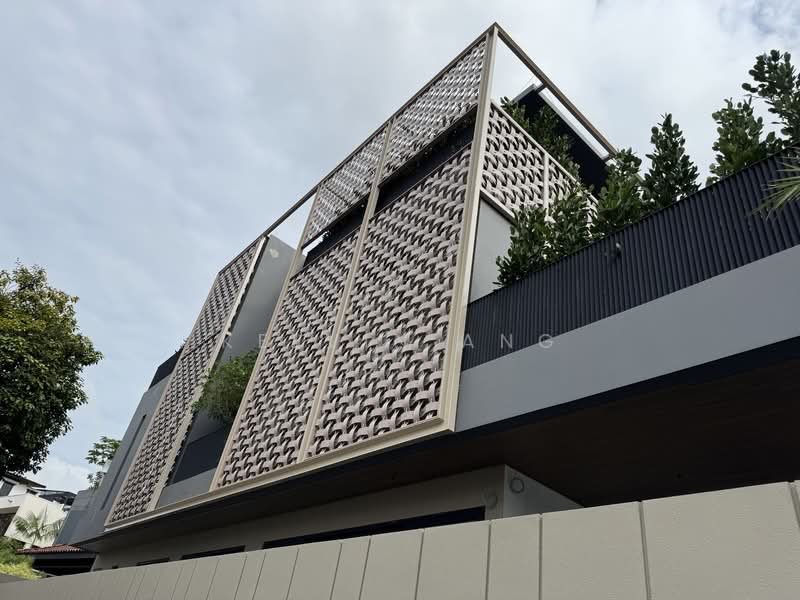 ❤️❤️❤️Bukit Timah, Hillcrest road, 5 Bedrooms, 6,700 sqft, Semi-Detached House For Sale, by Kelvin Ang, 500061228 - Exterior - PropertyGuru.com.sg