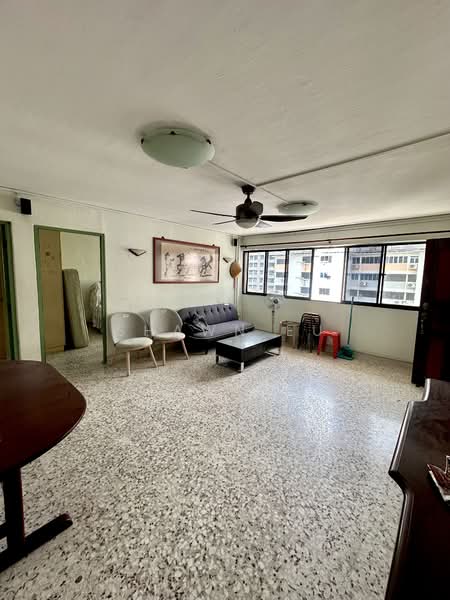 52 New Upper Changi Road HDB Flat For Sale at S$ 490,000 | PropertyGuru Singapore - Living Room