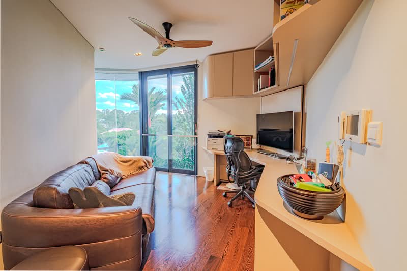 Beautiful FREEHOLD / 999 years Detached House at Hua Guan Avenue Detached House For Sale at S$ 14,800,000 | PropertyGuru Singapore - Study